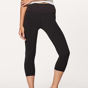 Women’s Lululemon Align Crop Leggings